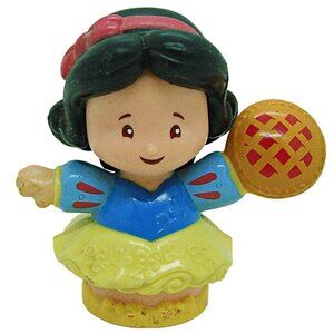 Fisher Price Little People Princess Snow White Castle Kingdom Collection w/ Pie